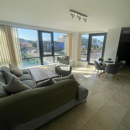 Fabulous And Sunny 2 Bed Apartment, In City Centre Cork Exteriör bild